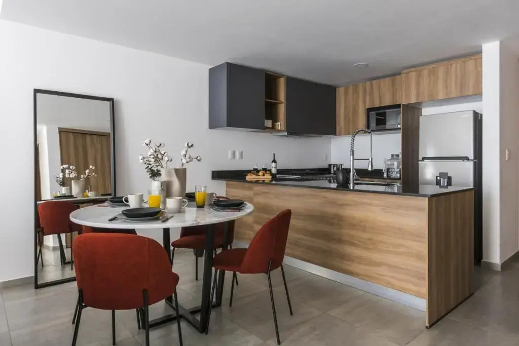 Central Balbuena Apartments