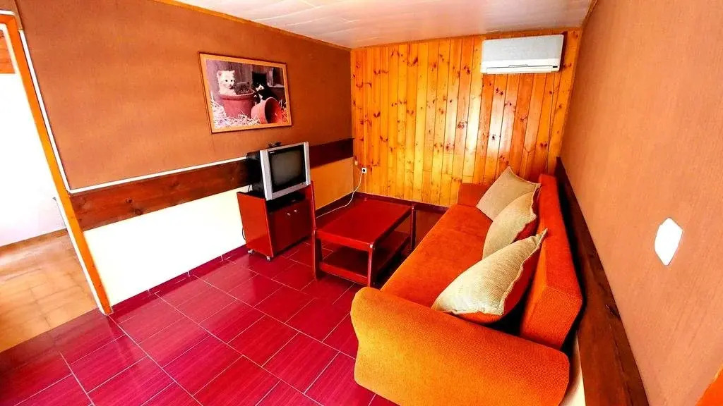 Alexander Bungalows