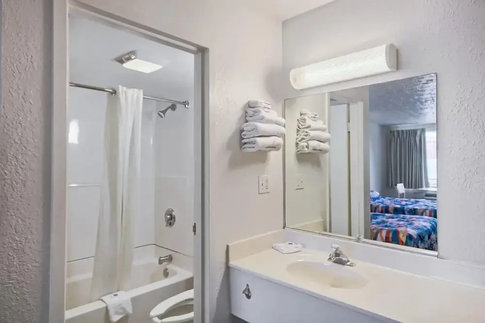Motel 6 Lexington East
