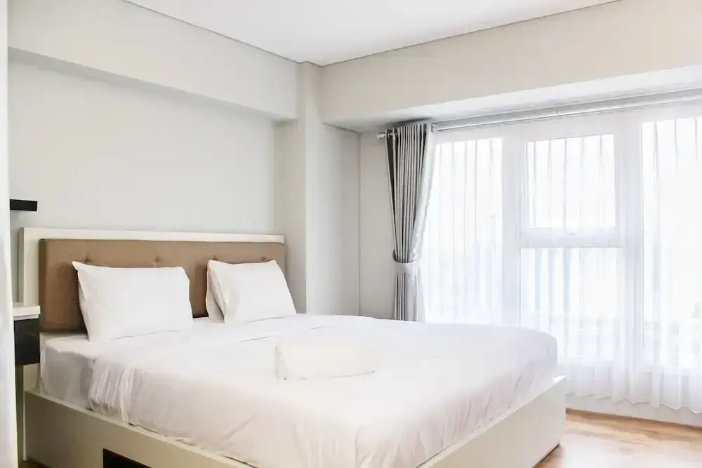 Elegant and Comfortable 2BR Apartment at Maqna Residence