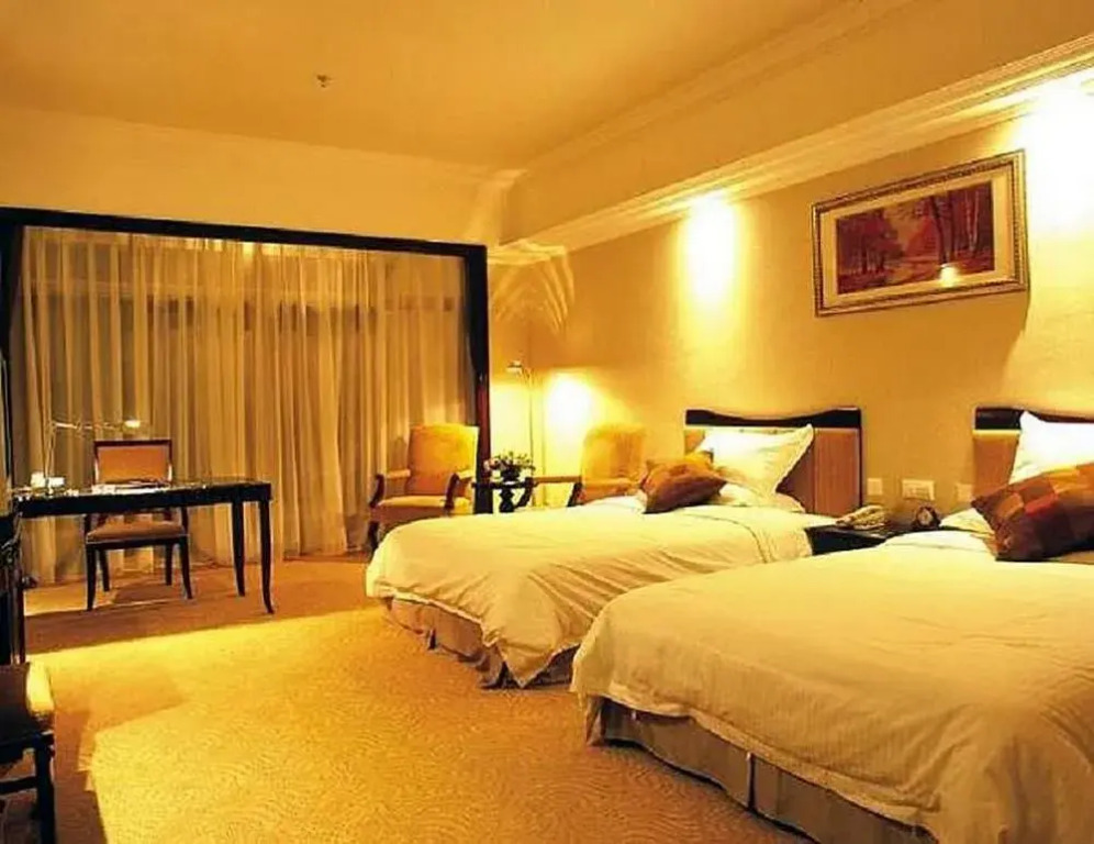 Phoenix Hotel Wuyi