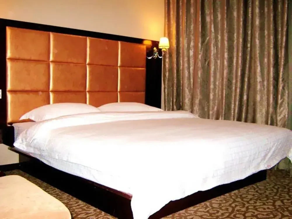 Kunming Tong Yi Business Hotel