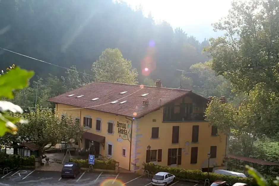 Hotel Rural Bereau