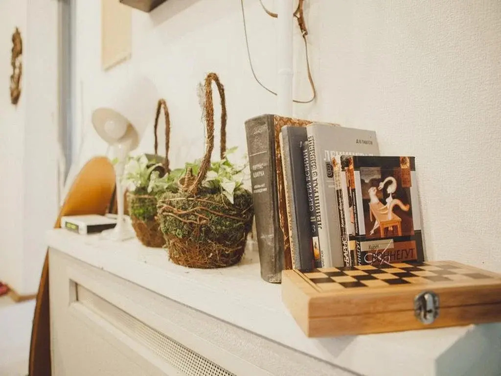 Tabouret Rooms na Mayakovskogo 17