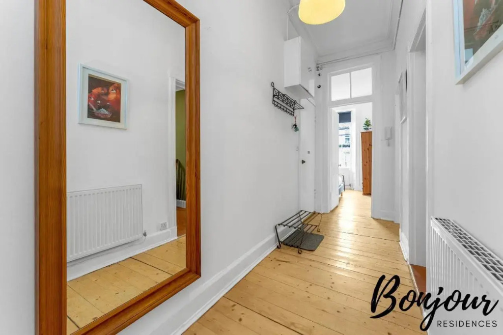 Central Cozy 2BR-1BA near Princes Street