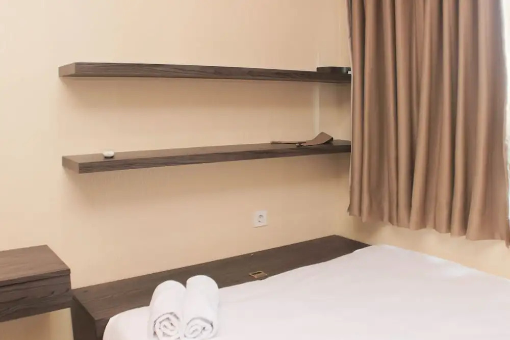 Nice and Comfort 1BR at Sky Terrace Apartment By Travelio