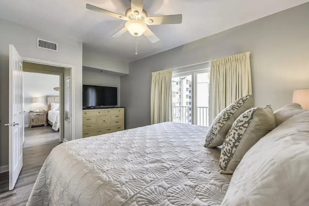 Shores of Panama 1107 - 2 Br Condo