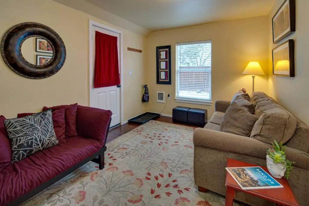 Hill St Cottage 55