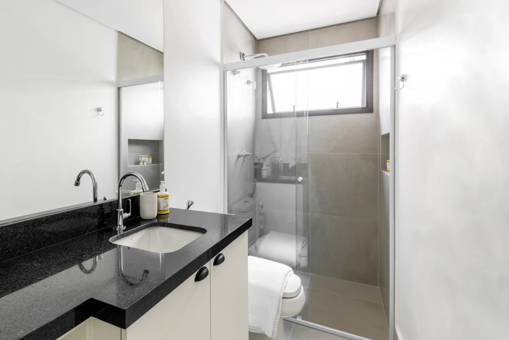Apartamento moderno com garagem | Itaim Bibi