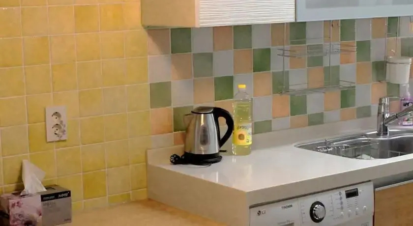 Twin Rabbit Mini Hotel