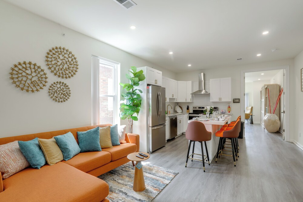 Penthouse Condo w/ Rooftop Deck in Philadelphia!