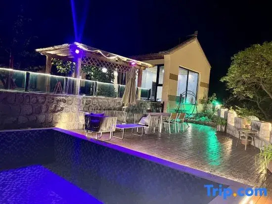 Flower Inn Hotel