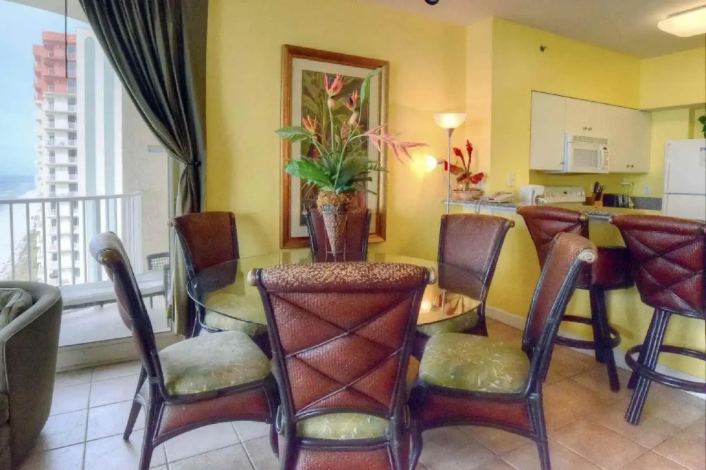 1629 Shores of Panama