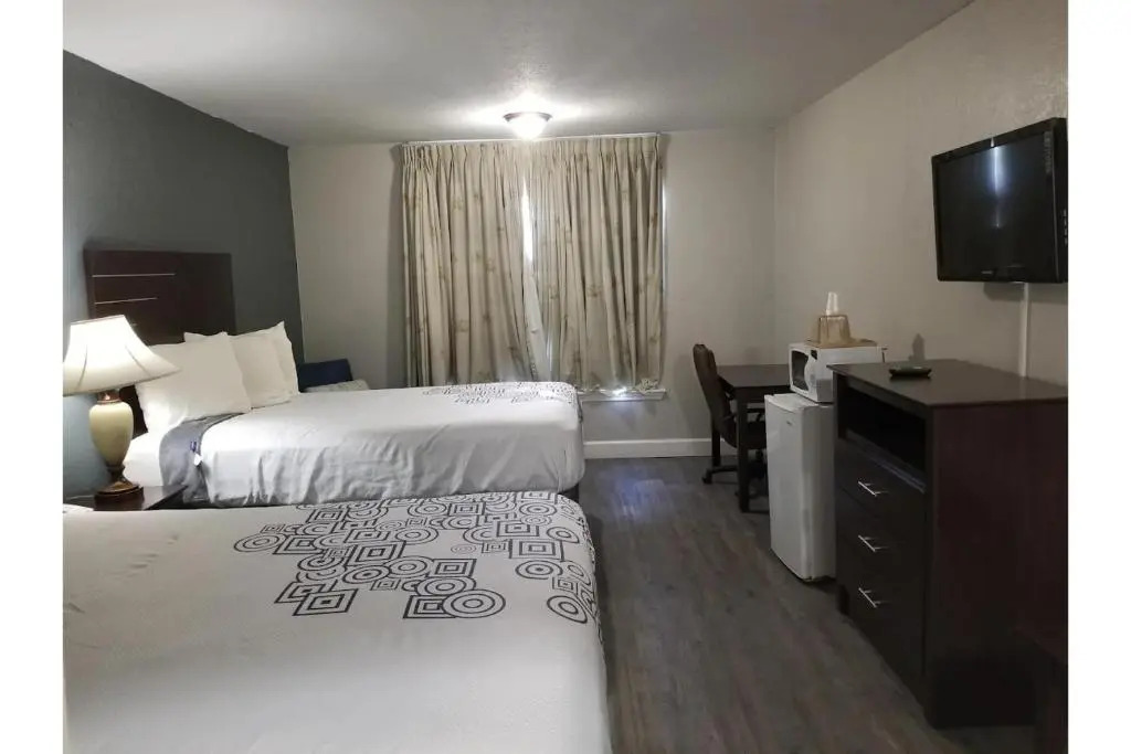 Regency Inn & Suites Houston East I 10