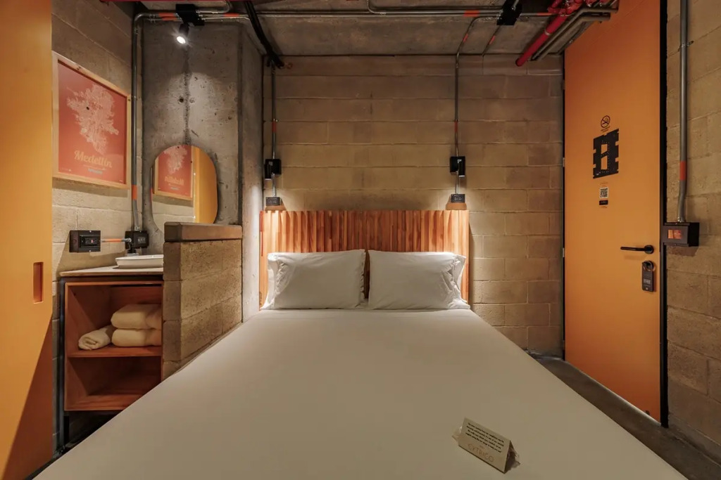 The Somos S Hotel