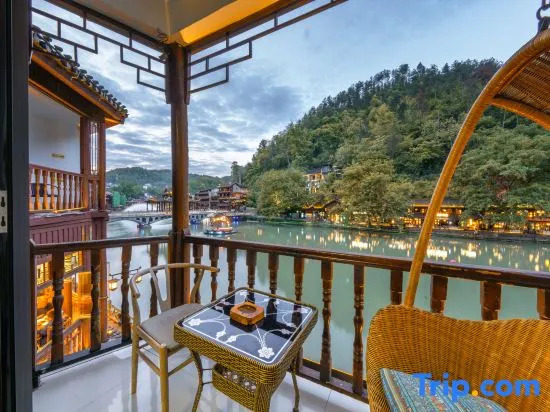 Manshan Su · Jiangjing Homestay