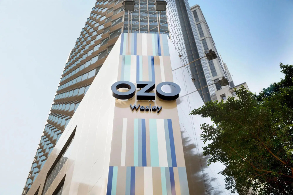 Отель YingnFlo, Wesley Admiralty, Hong Kong