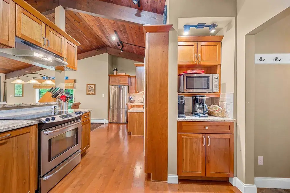 Alpine Court Chalet 4 Bedroom Home