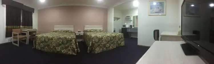 The Woodrose- NEWLY RENOVATED