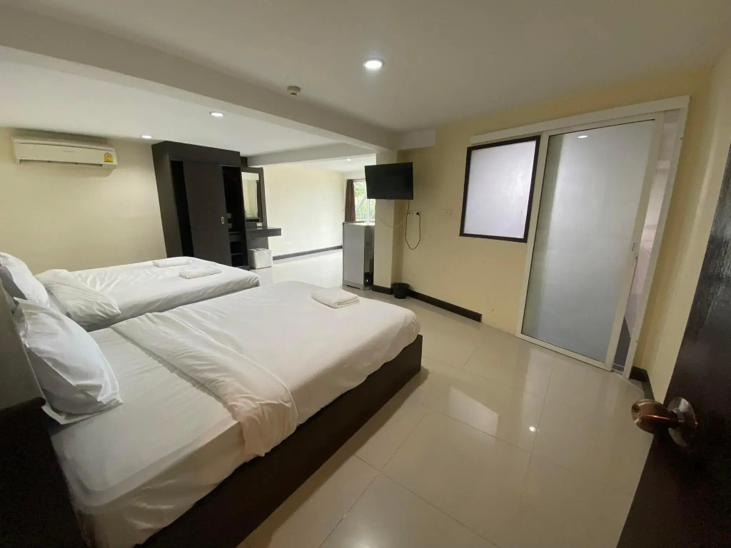 The Elegant Patong