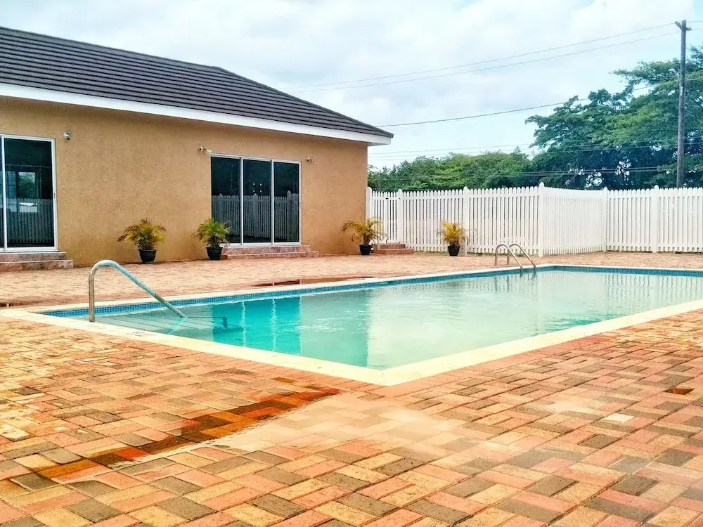 Emerald SunDara Villa Ochi