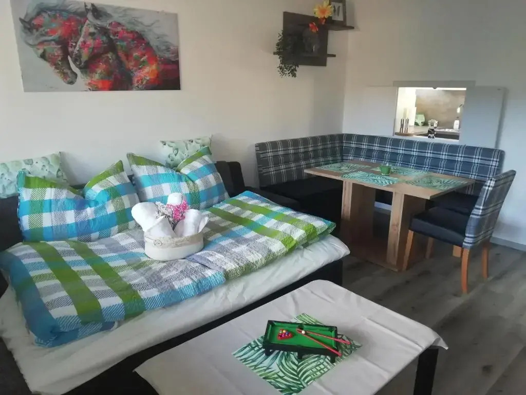Sandras Ferienhaus Bungalow Sonnenalm