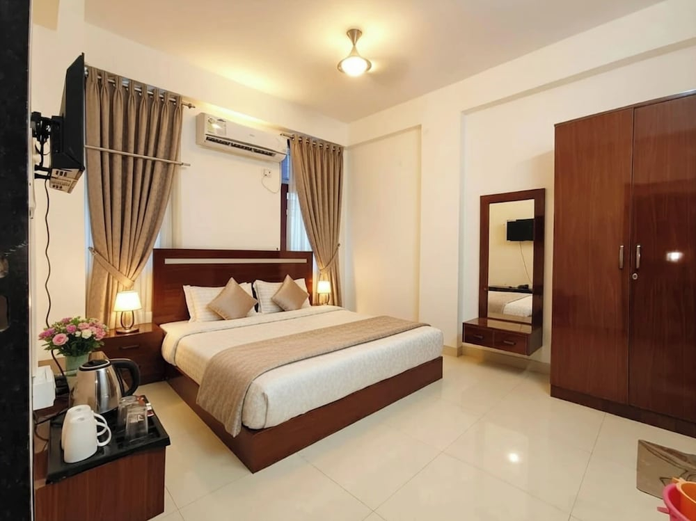 Varanasi Hotel V-E-D-A Vatika
