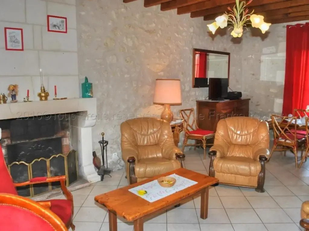 Gîte Nouans-les-Fontaines, 6 pièces, 12 personnes - FR-1-381-406