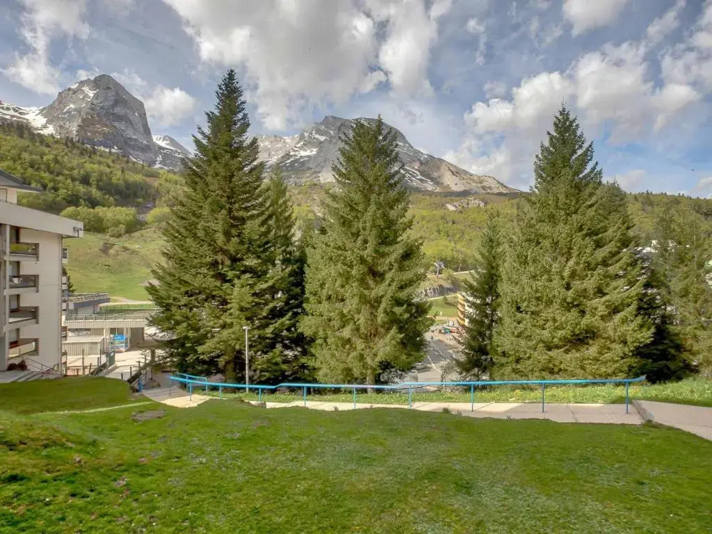Appartement Gourette, 1 pièce, 3 personnes - FR-1-400-61
