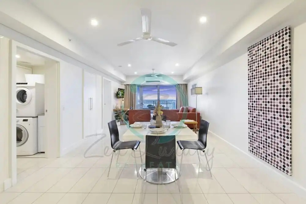 Sunny Shores Sea Front City Views Gym Pool
