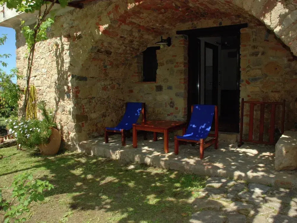 Villa in Velia near Roman Ruins and Beach