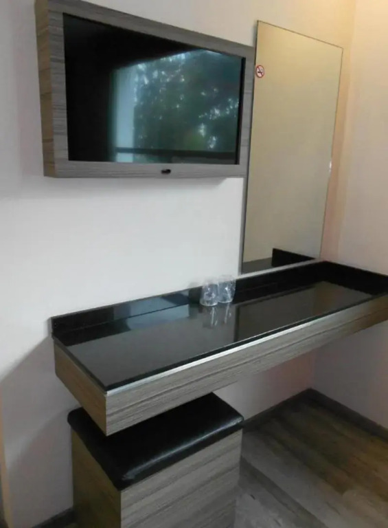 Hotel Dharma