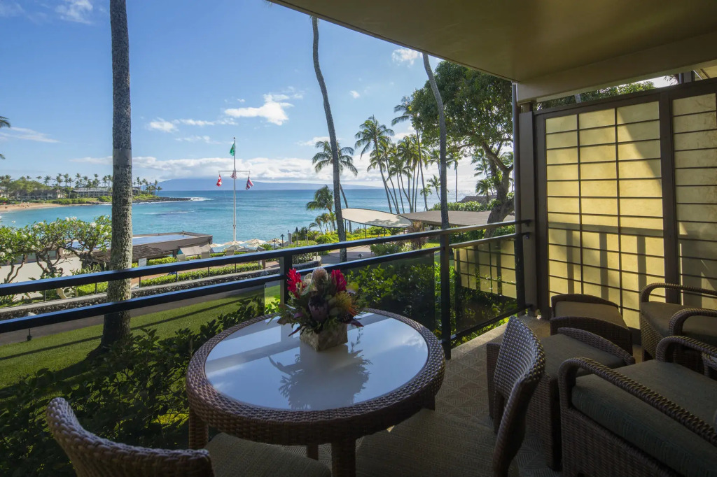 Napili Kai Beach Resort
