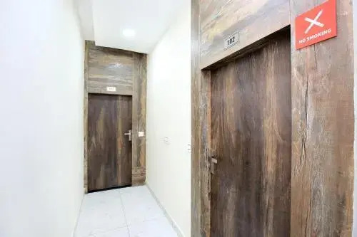 Hotel G R highway by OYO Rooms