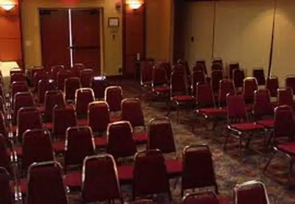 Hudson Valley Hotel And Conference Center