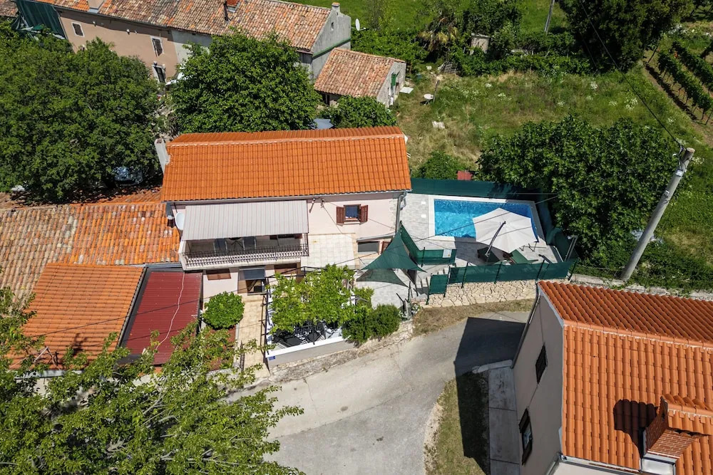 House Papinka With Private Pool & Garden