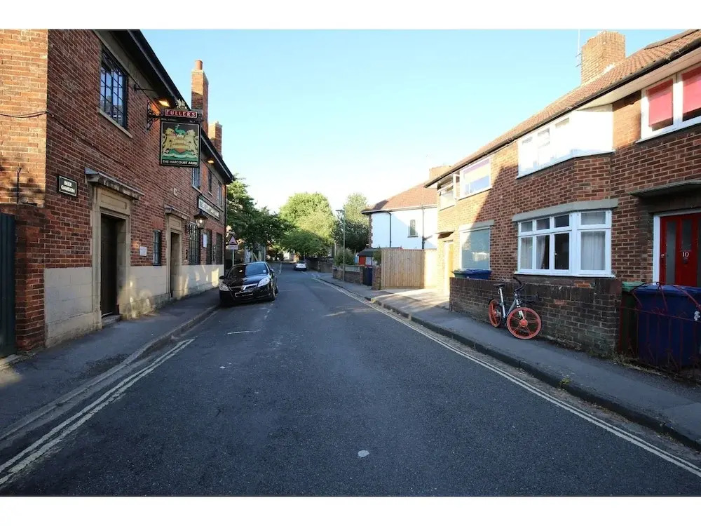 the Life of Jericho Central Oxford Home for 6