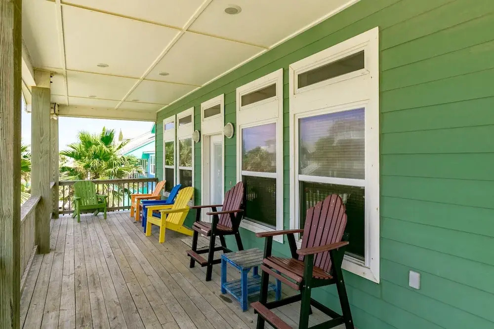 Jones-N by the Beach 663 by RedAwning