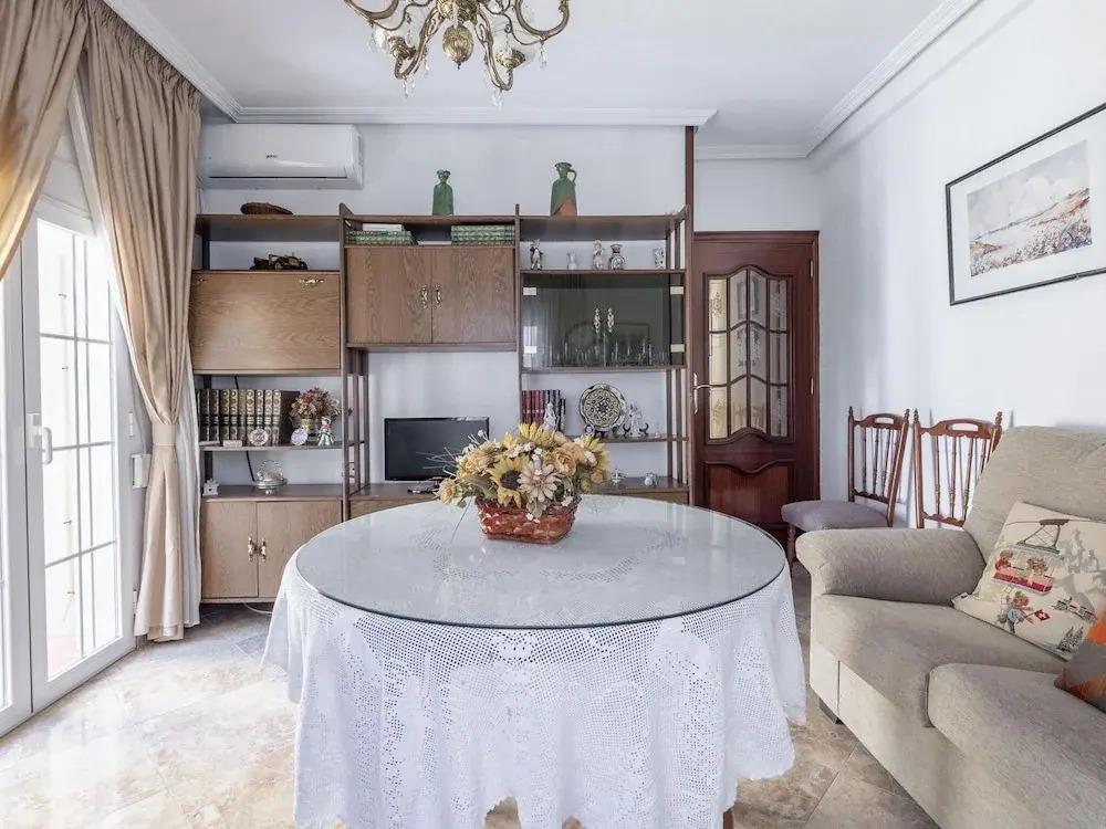 Simplistic Apartment in Ubeda near Clock Tower
