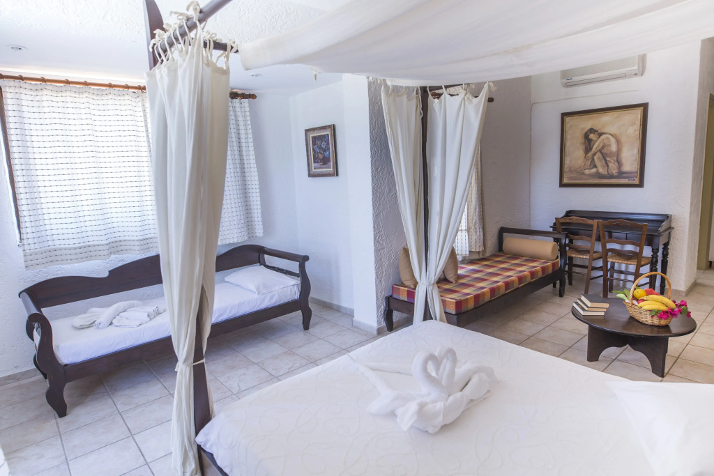Creta Aquamarine Hotel