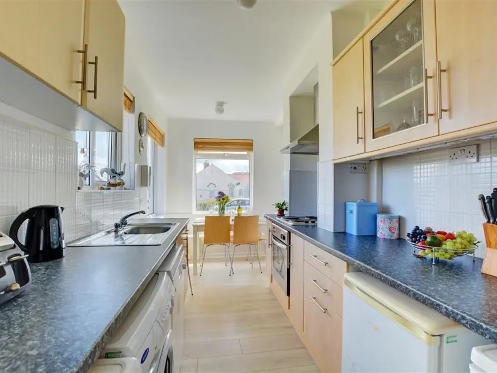 Cozy Holiday Home in Widemouth Bay With Large Garden