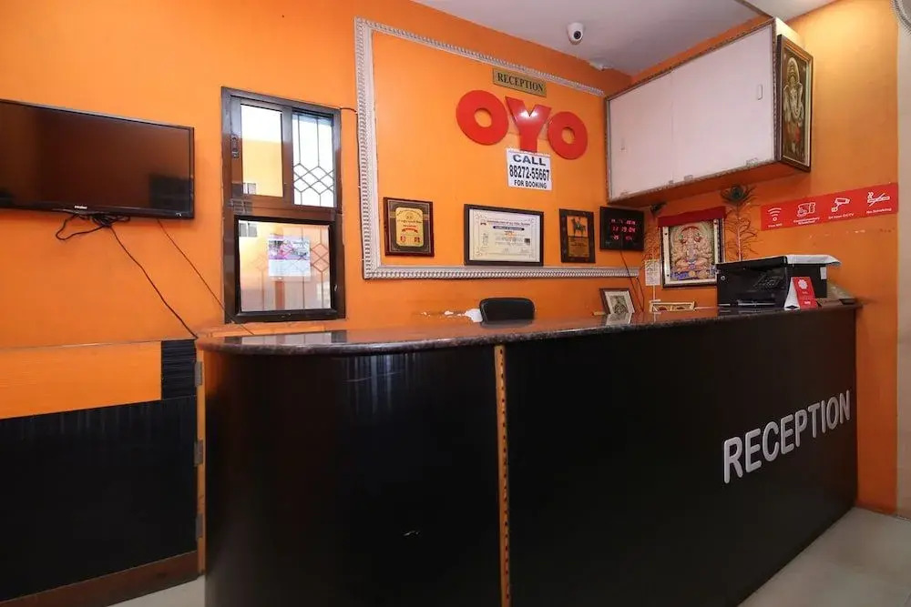 OYO Flagship 26160 Hotel Multi Star