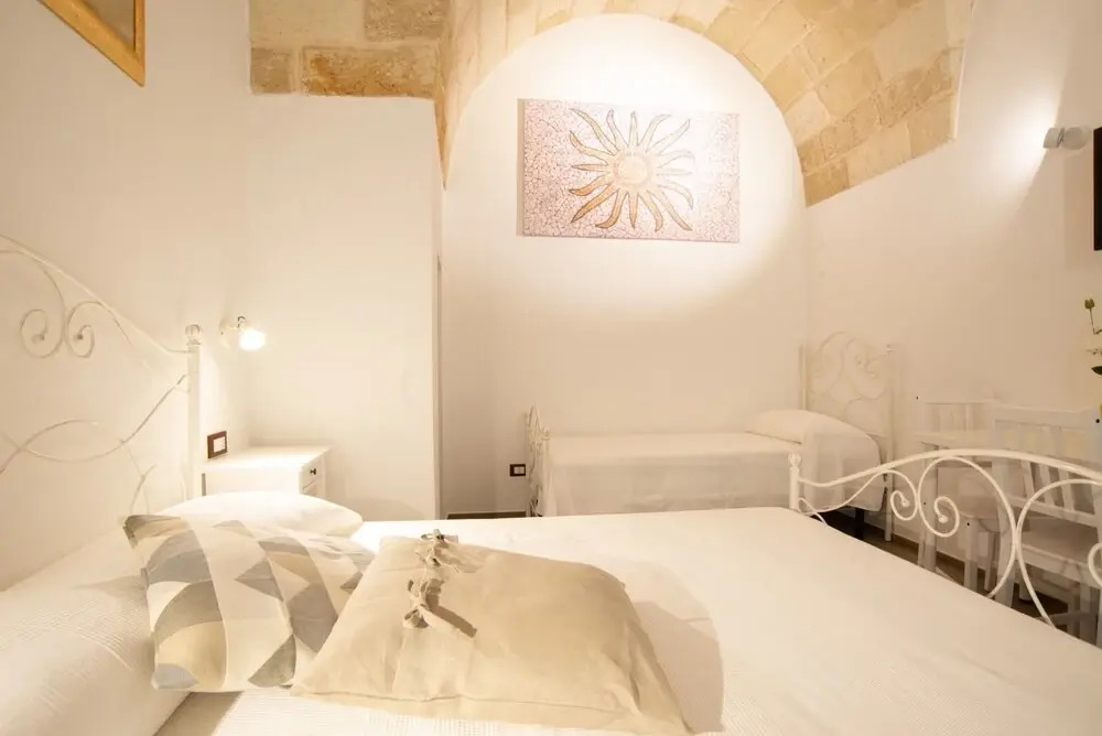 Sunhouse Rooms