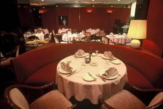 President Hotel