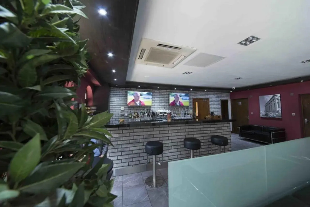 Epsilon Hotel