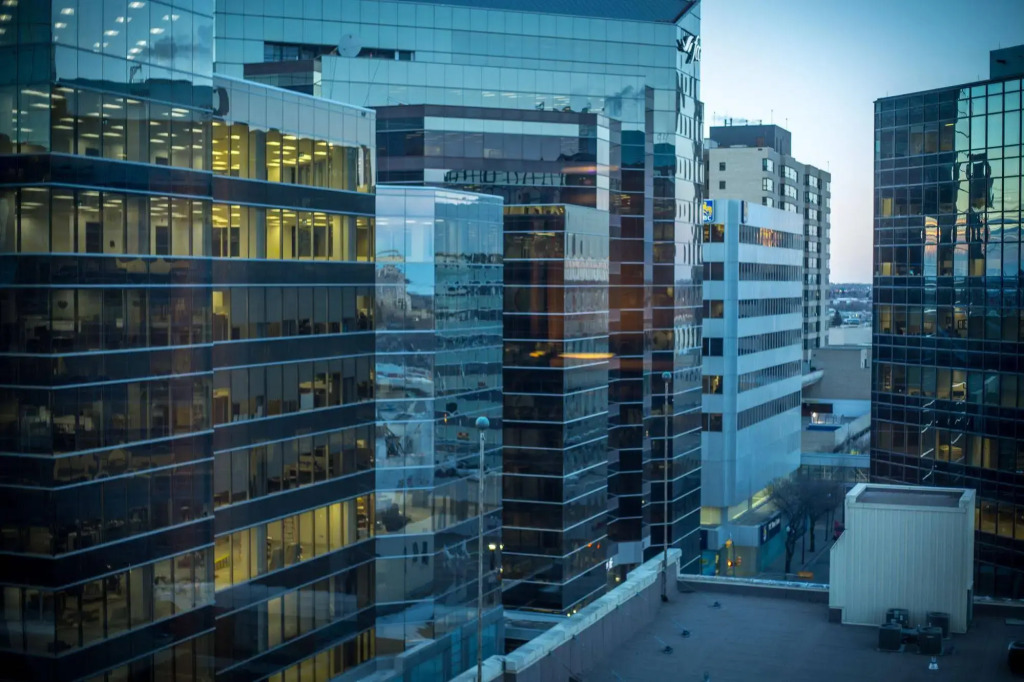 Obasa Suites Regina