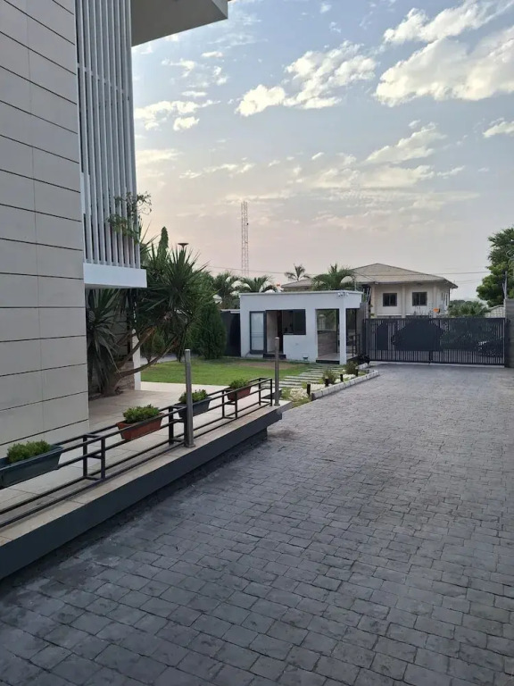 Victor Regents Residence