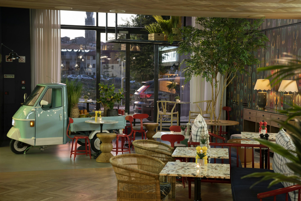Se Catedral Hotel Porto, Tapestry Collection By Hilton