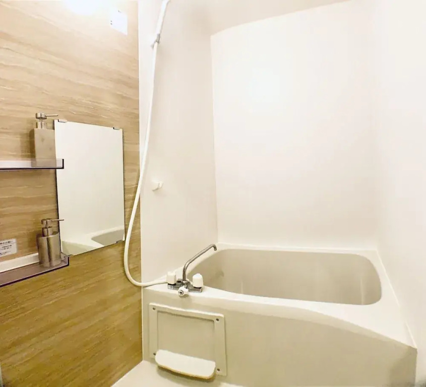 Hanazonominami Apartment 102
