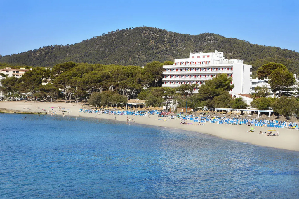 Universal Hotel Laguna